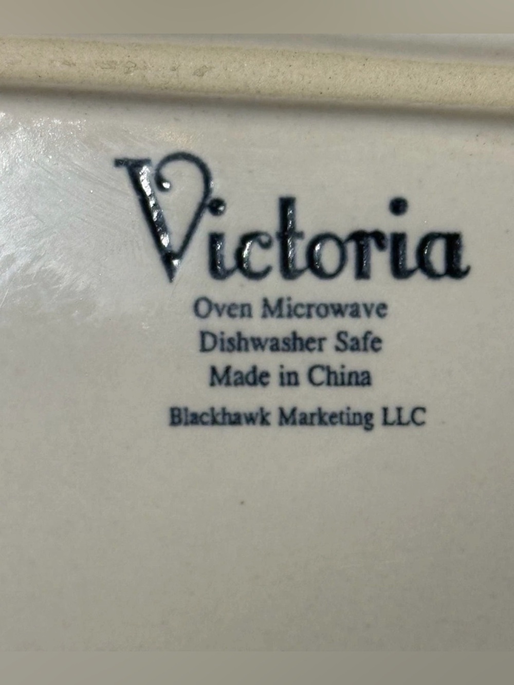 Victoria White Ceramic Oval Serving Dish Scalloped Leaf Design - Picture 7 of 10
